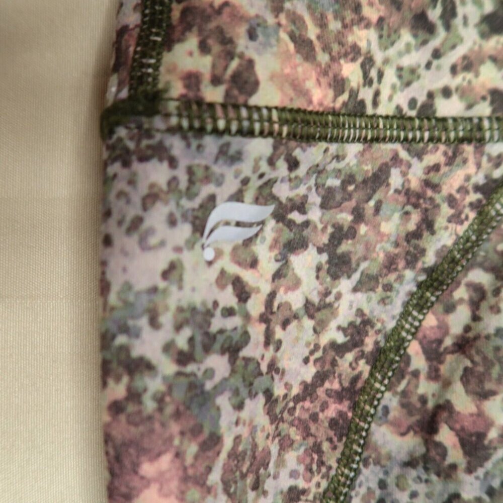 Fabletics Powerhold Watercolor Printed Leggings 7/8 Length Women's Size Small - Picture 6 of 7